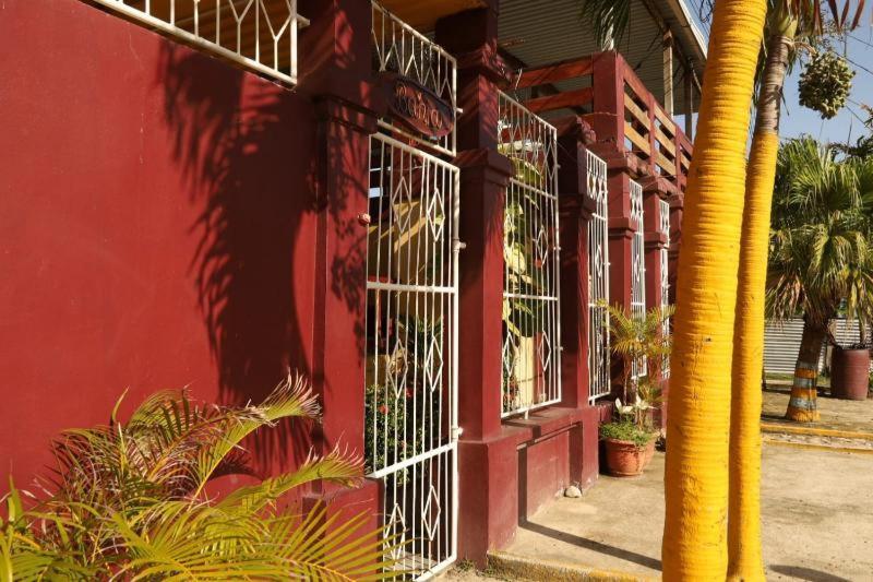 Hotel BAHÍA Tela Buitenkant foto